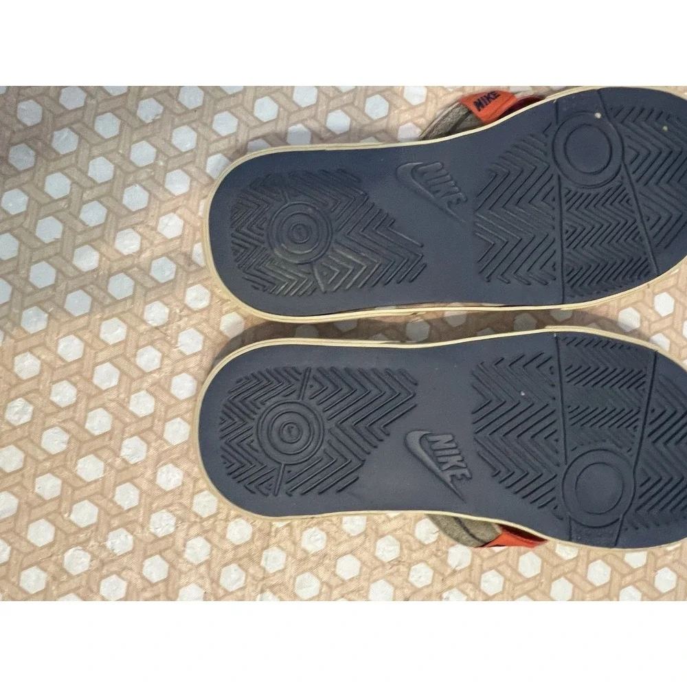 Mens‎ Nike Vintage  Sandals Flip Flops Size 7